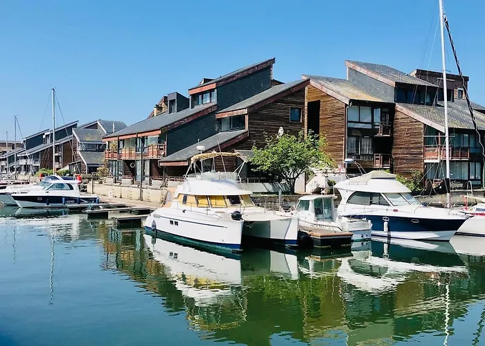 Lägenhet Vue Exceptionnelle Avec Parking Au Port De