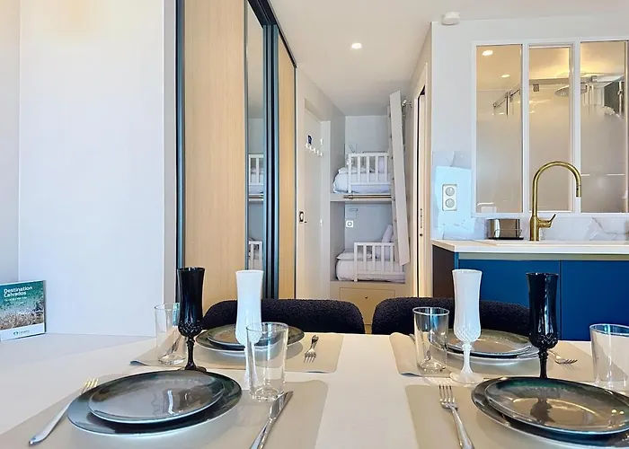 Lägenhet Vue Exceptionnelle Avec Parking Au Port De *