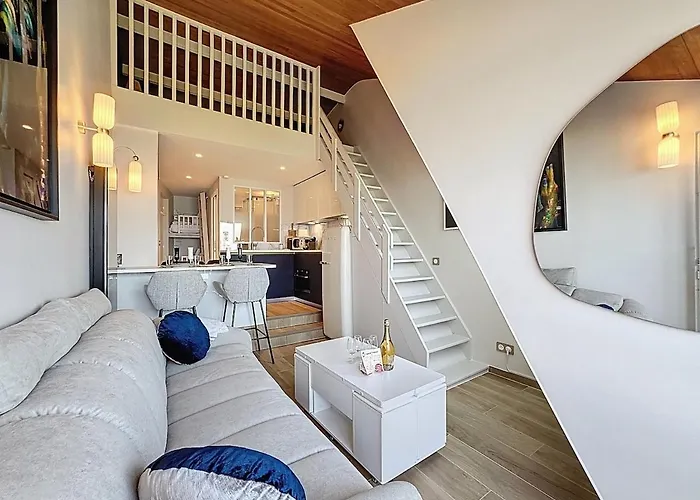 Vue Exceptionnelle Avec Parking Au Port De Apartment *